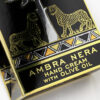 crema_mani_ortigia_ambra_nera_zoom