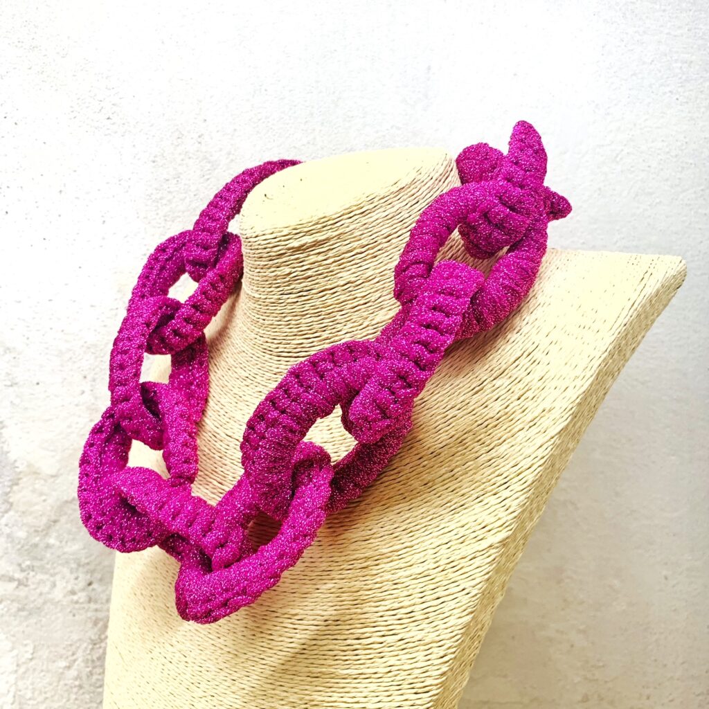 collana-crochet-artempo-manifatture-design-empoli-lato